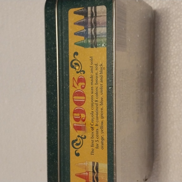 Crayola Crayons 64 box plus 8 retired colors. It never been opened. Collector's - Picture 5 of 6